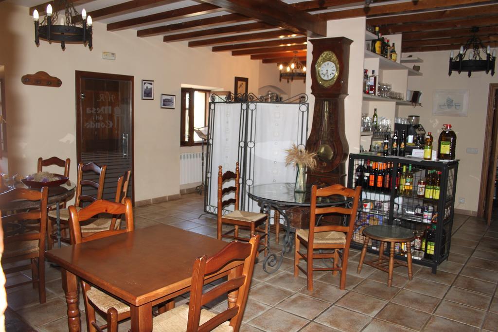 Mesa Del Conde Hotel San Felices de los Gallegos Luaran gambar
