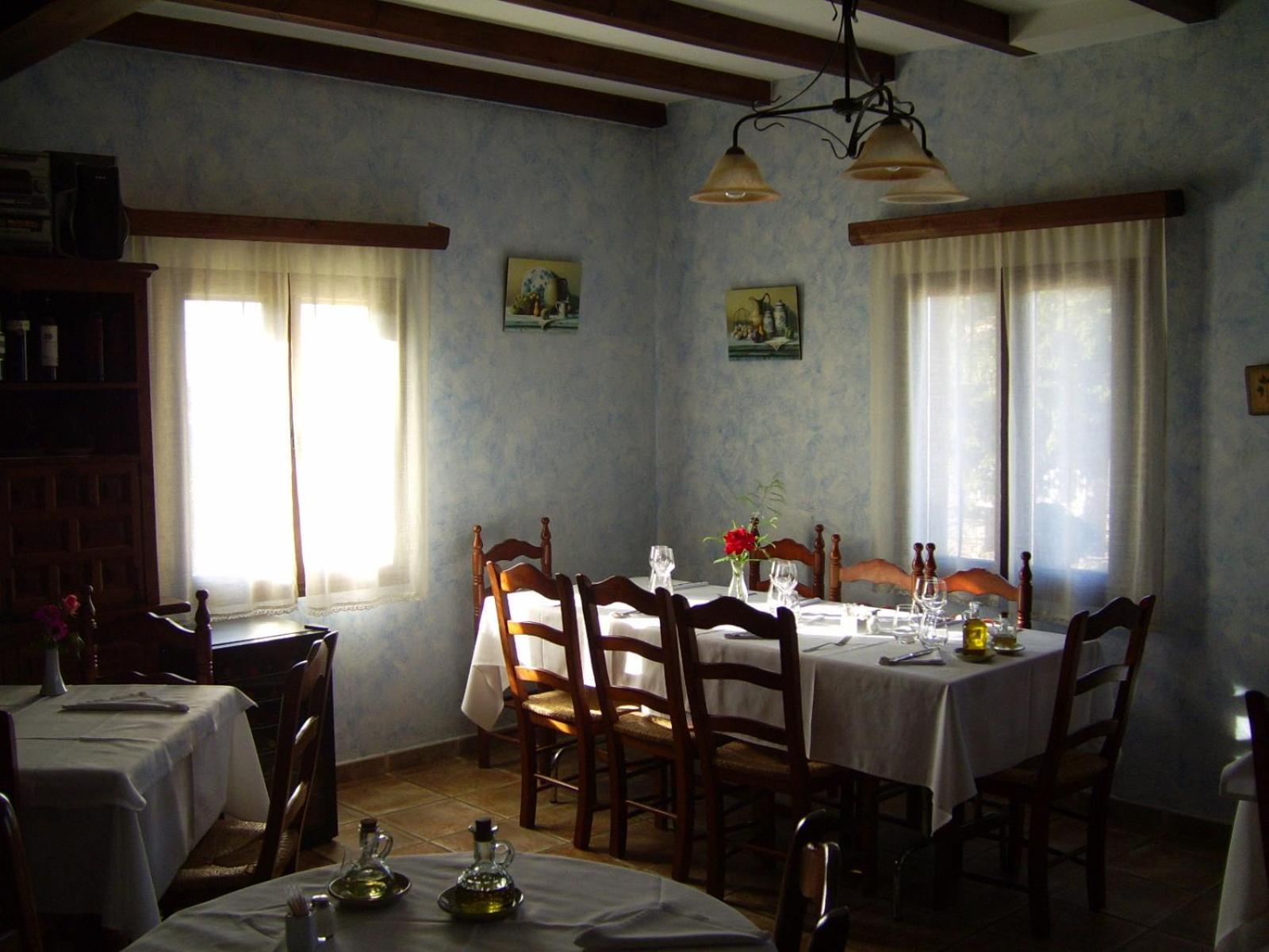 Mesa Del Conde Hotel San Felices de los Gallegos Luaran gambar